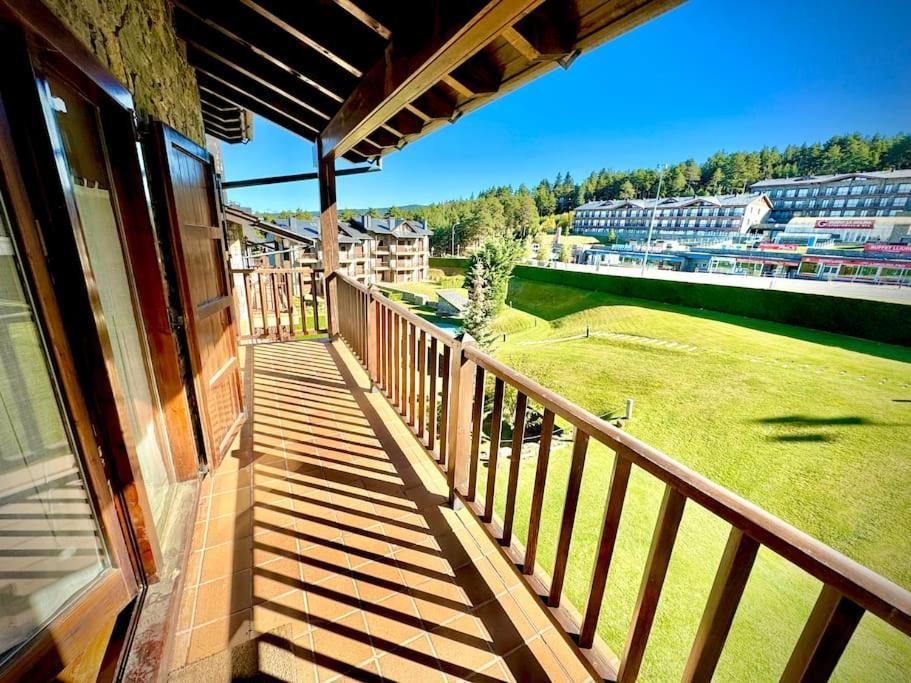 Atico Duplex A Pie De Pistas De Esqui Bed & Breakfast La Molina  Exterior photo