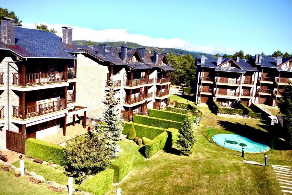 Atico Duplex A Pie De Pistas De Esqui Bed & Breakfast La Molina  Exterior photo