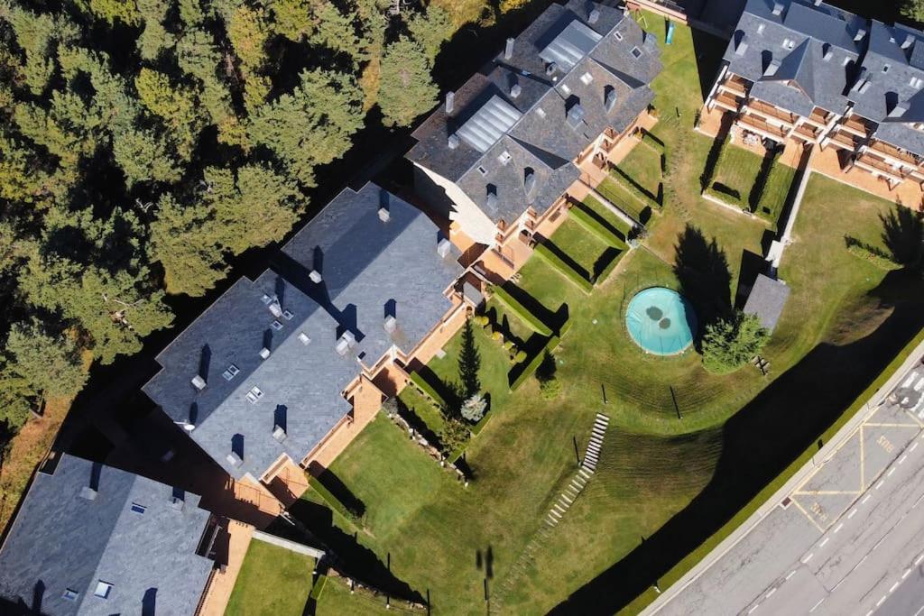 Atico Duplex A Pie De Pistas De Esqui Bed & Breakfast La Molina  Exterior photo