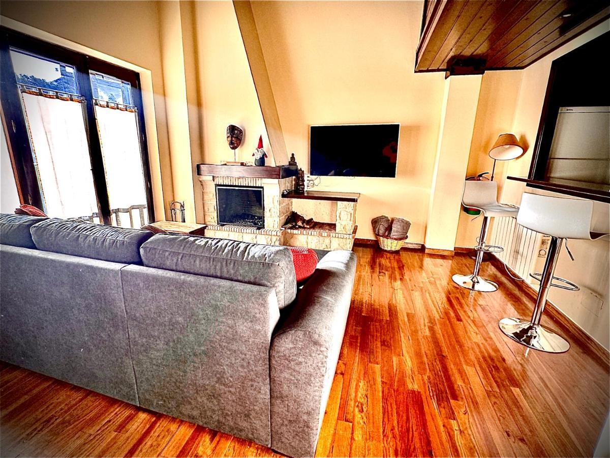 Atico Duplex A Pie De Pistas De Esqui Bed & Breakfast La Molina  Exterior photo