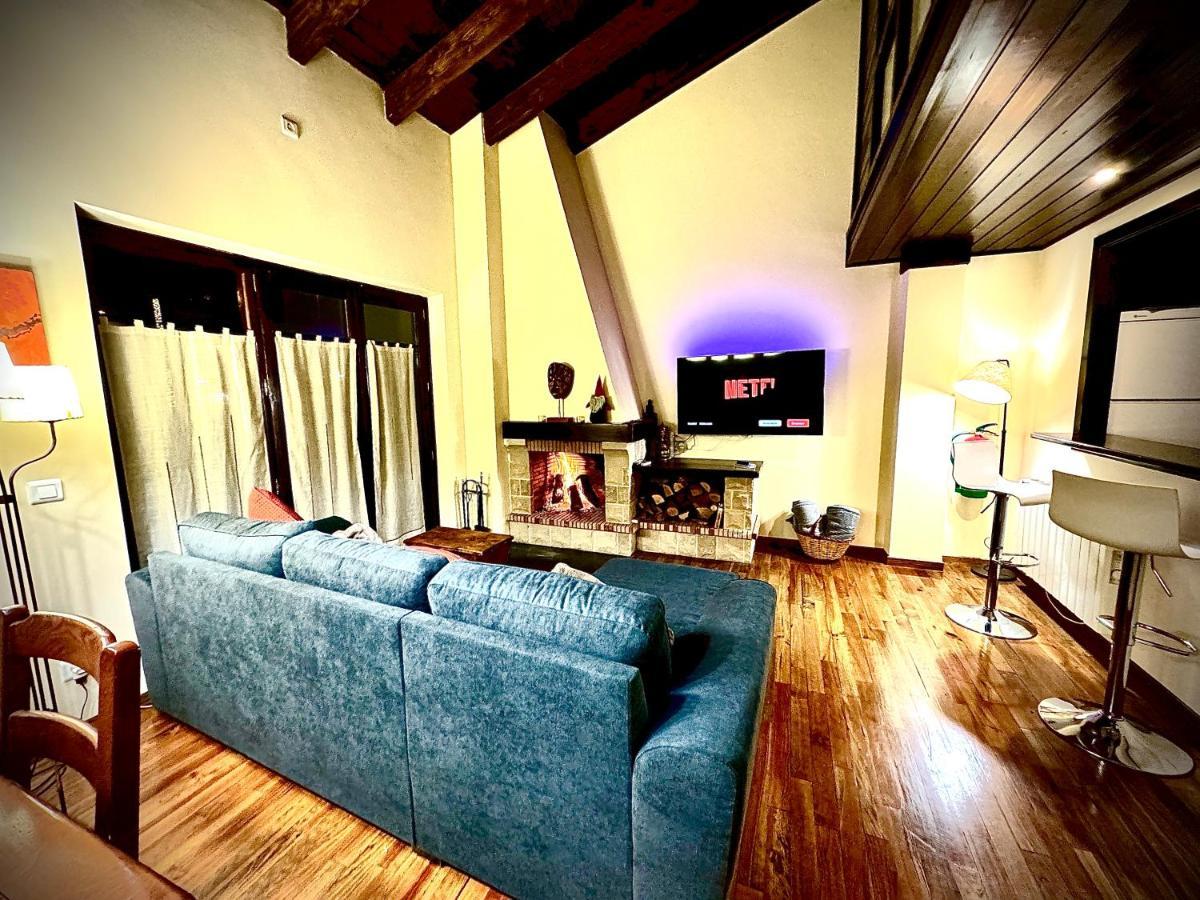 Atico Duplex A Pie De Pistas De Esqui Bed & Breakfast La Molina  Exterior photo