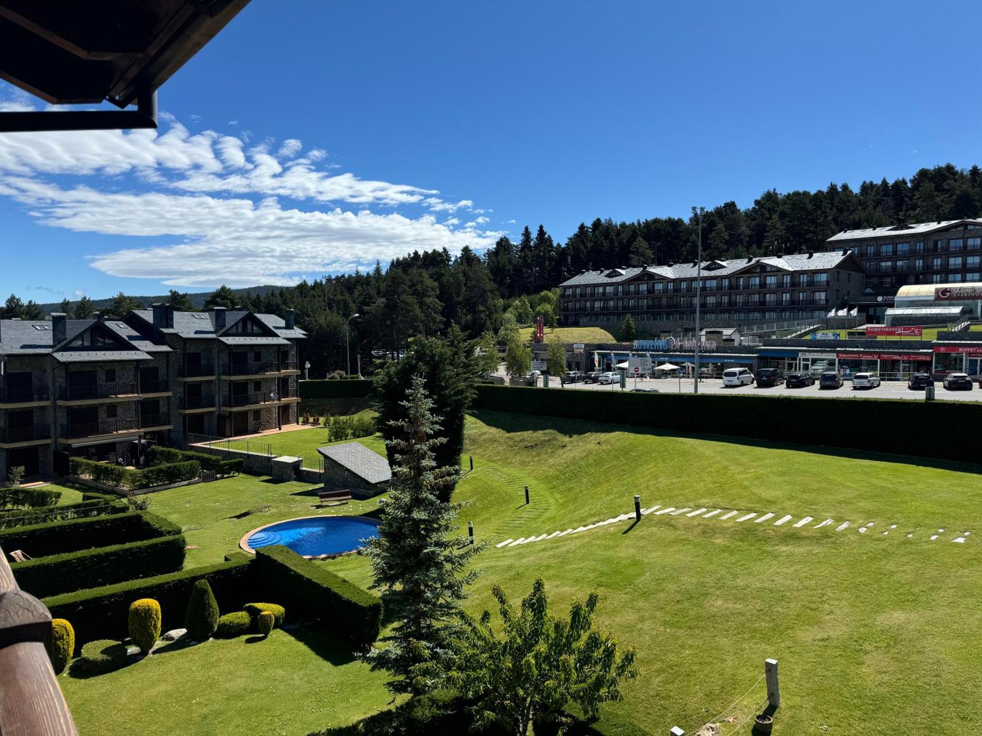 Atico Duplex A Pie De Pistas De Esqui Bed & Breakfast La Molina  Exterior photo