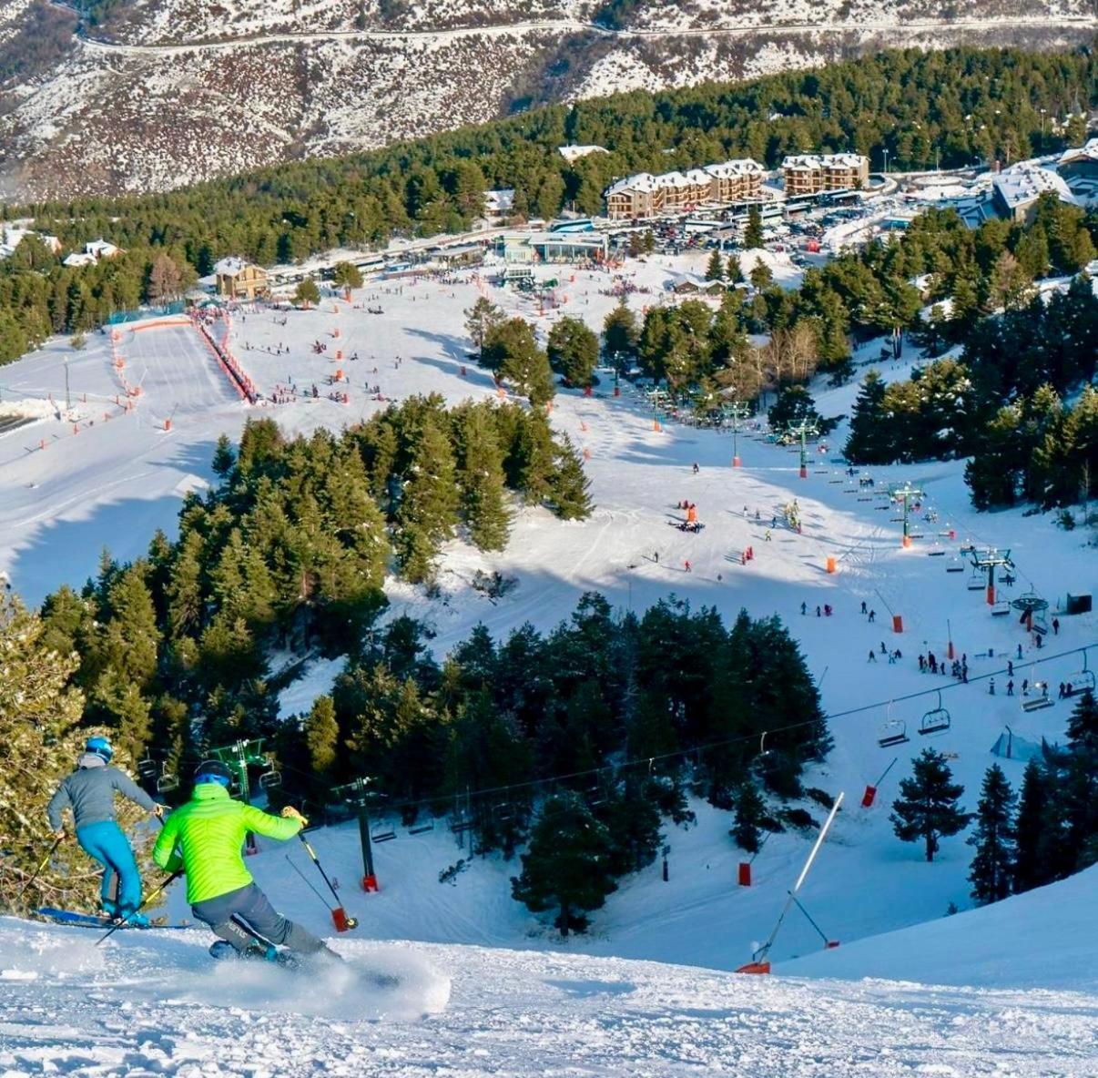 Atico Duplex A Pie De Pistas De Esqui Bed & Breakfast La Molina  Exterior photo