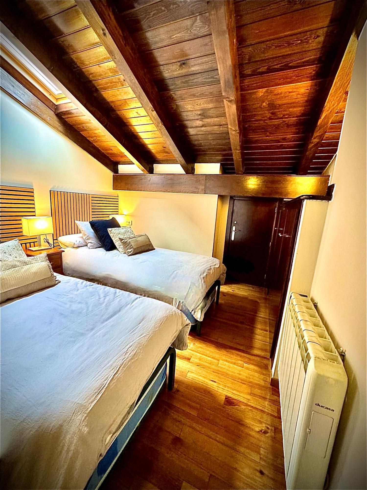 Atico Duplex A Pie De Pistas De Esqui Bed & Breakfast La Molina  Exterior photo